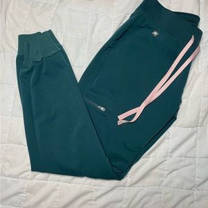 Figs Zamora Joggers. Size Small. Carribean blue